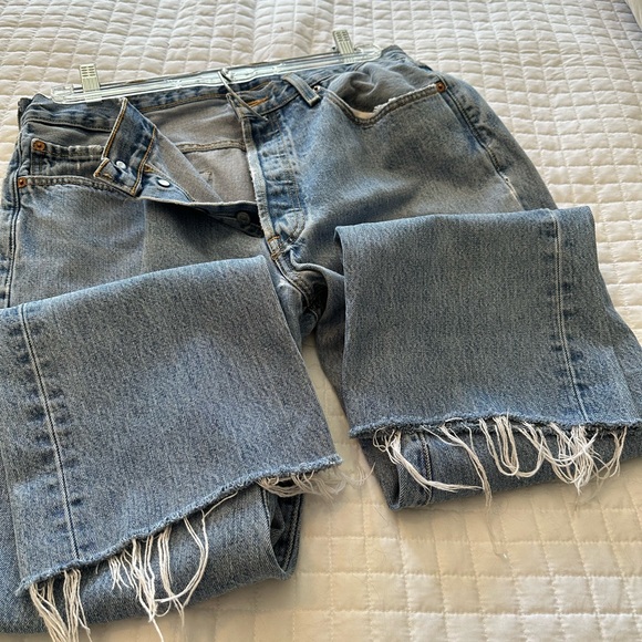 Levi's Classic 501 Jeans, size 34 - Picture 8 of 11